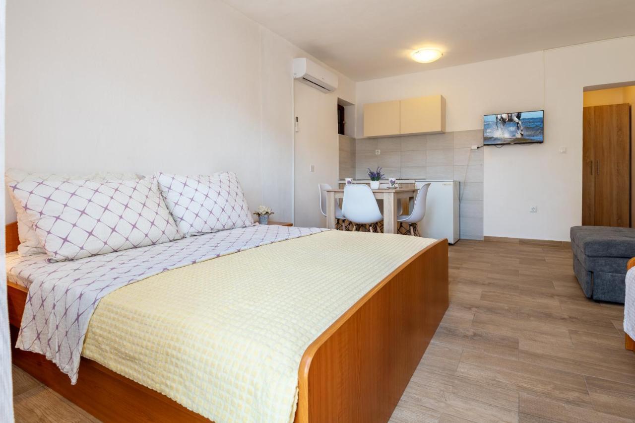 Apartmani Frane Neum Exterior photo