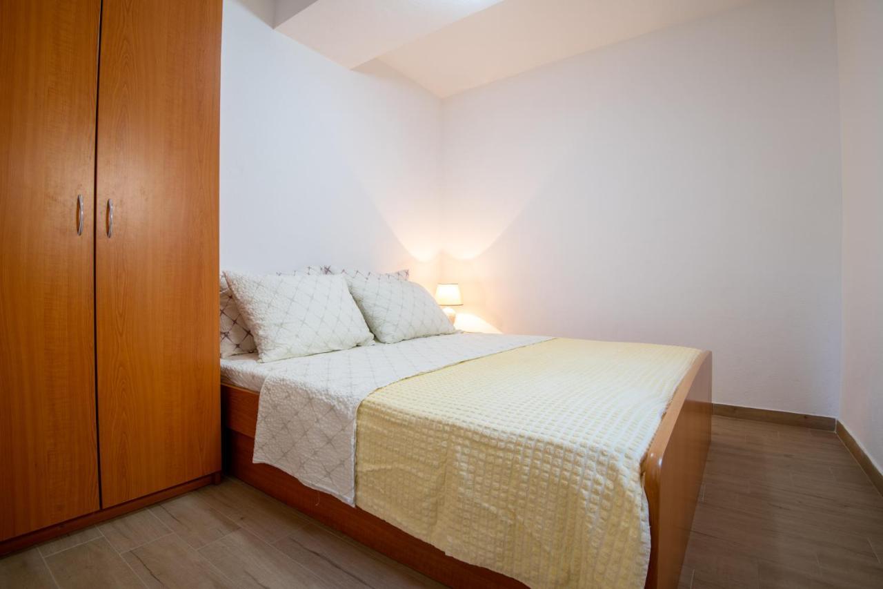 Apartmani Frane Neum Exterior photo